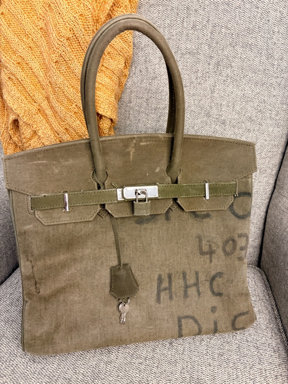 READY MADE Military-Style Canvas Tote with Lock Accent - Picture 3 of 7